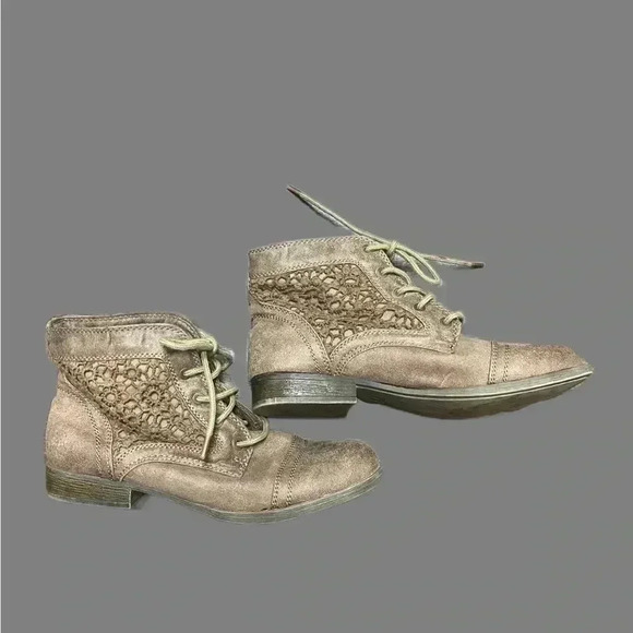🌟Mossimo ankle boots sz 7​🌟 - Picture 3 of 6
